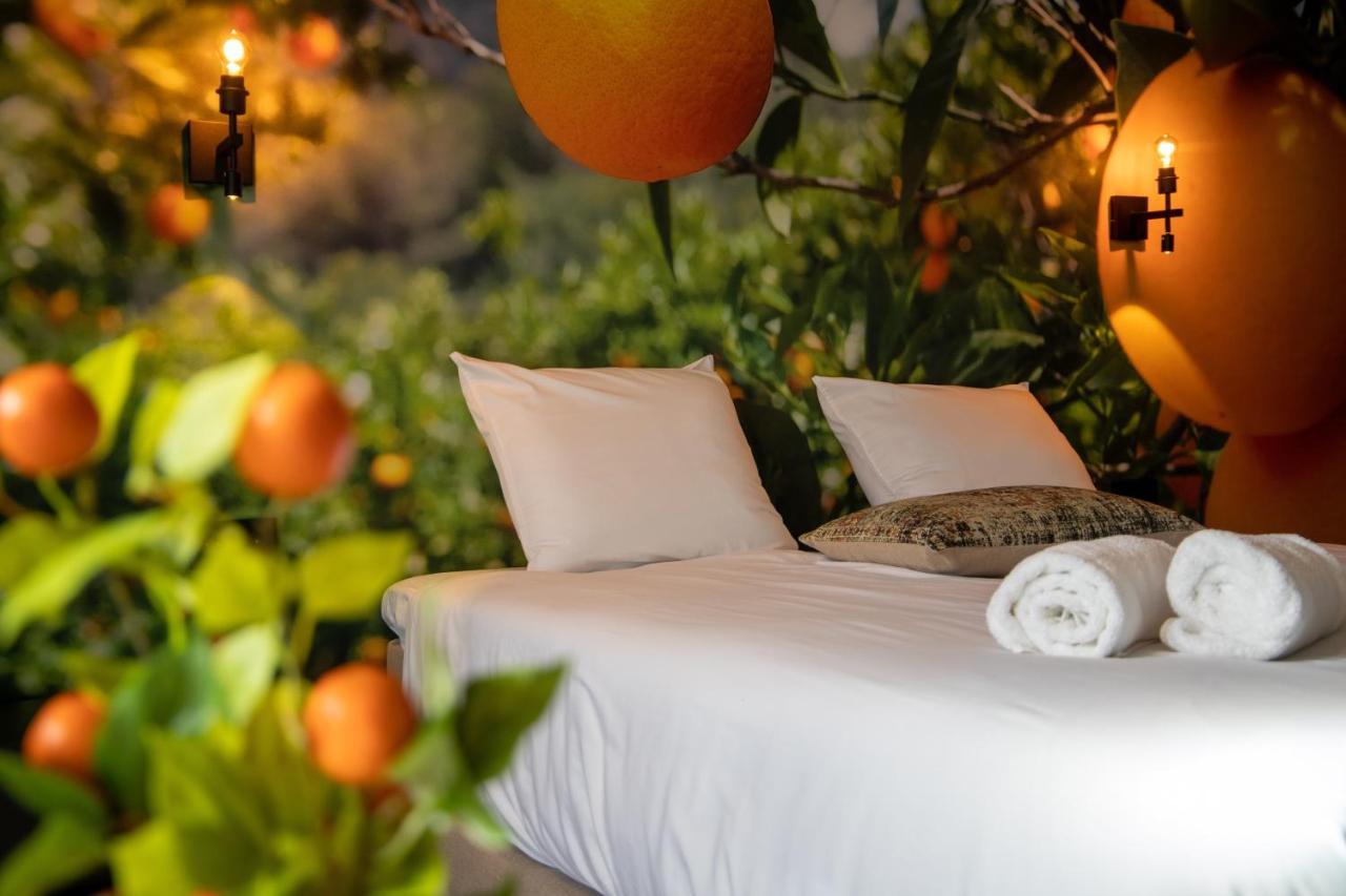 Hotel Four Geldrop Bagian luar foto